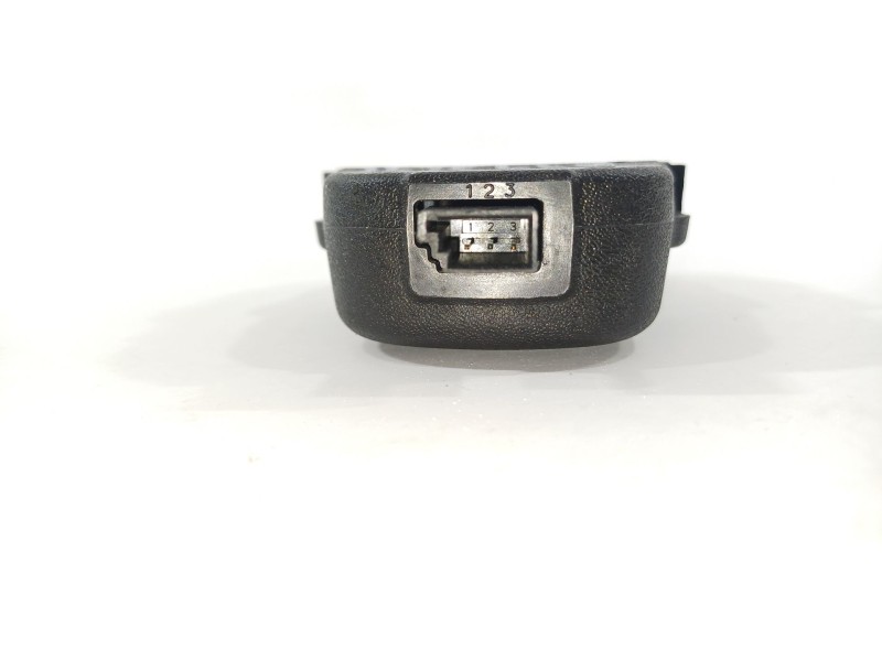 Recambio de sensor para opel insignia sports tourer 2.0 16v cdti referencia OEM IAM 13311618  