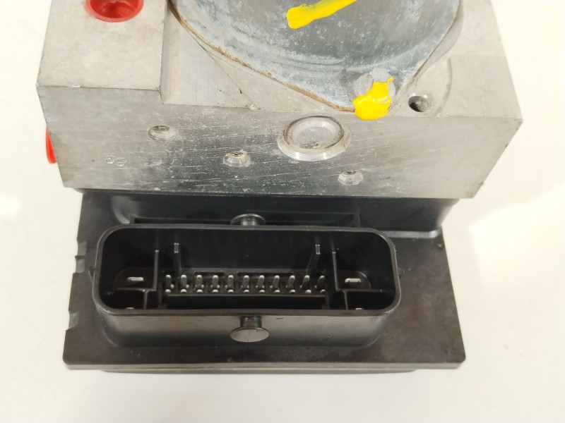 Recambio de abs para audi a4 ber. (b8) basis referencia OEM IAM 8K0614517GP 0265239438 8K0907379CL