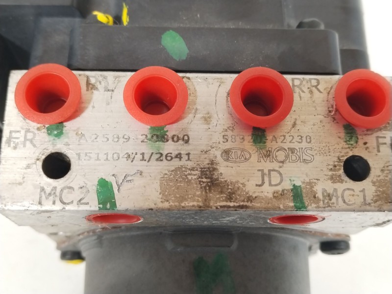 Recambio de abs para kia cee´d business referencia OEM IAM 58920A2230  6158945200