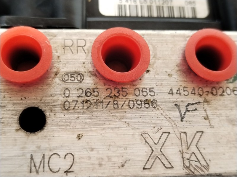 Recambio de abs para toyota auris luna referencia OEM IAM 4454002060  