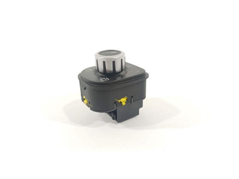 Recambio de mando retrovisor para volkswagen golf vi (5k1) 2.0 tdi referencia OEM IAM 5K0959565  