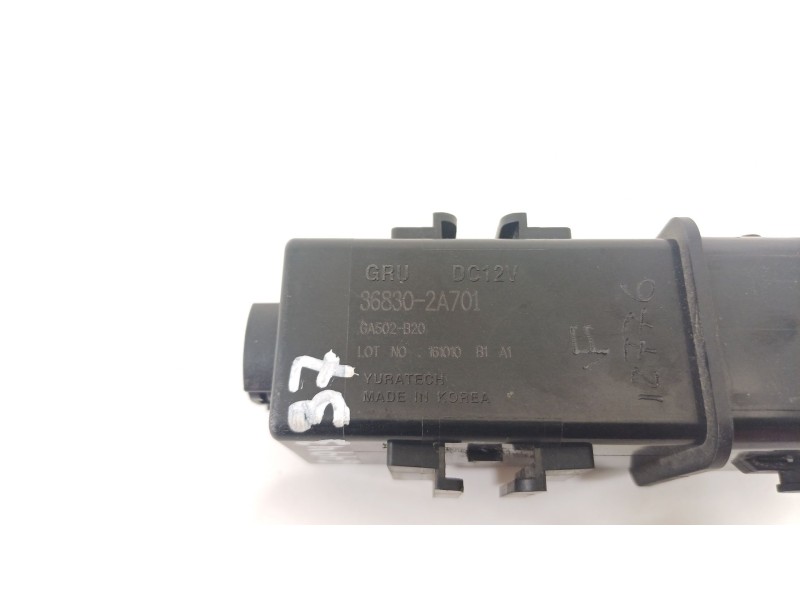 Recambio de caja precalentamiento para hyundai tucson essence bluedrive 2wd referencia OEM IAM 368302A701 368332A000 GA502B20