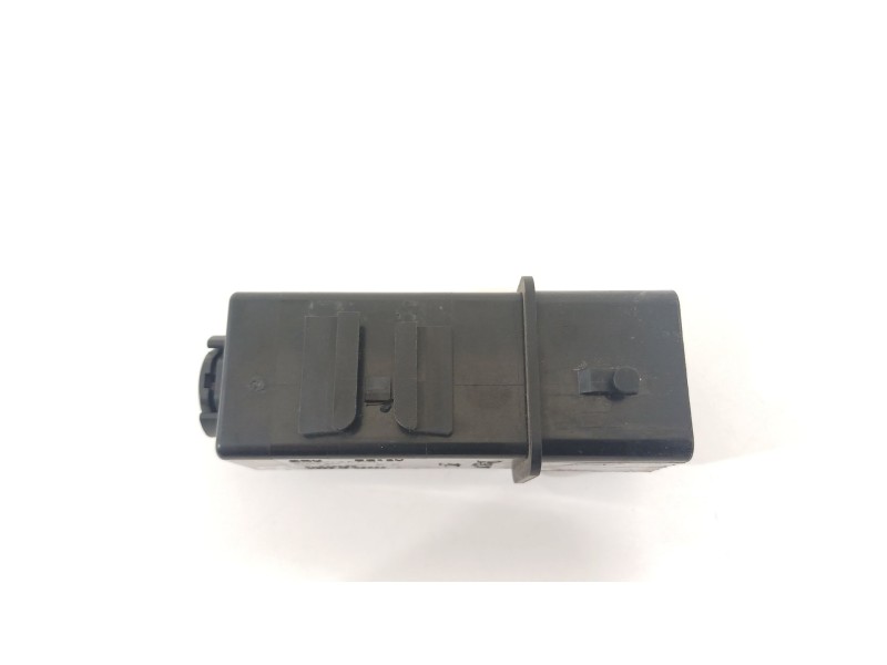 Recambio de caja precalentamiento para hyundai tucson essence bluedrive 2wd referencia OEM IAM 368302A701 368332A000 GA502B20