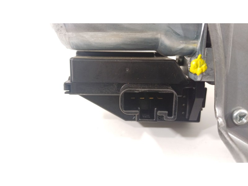 Recambio de motor limpia trasero para toyota auris luna referencia OEM IAM 8513002030  2596000822
