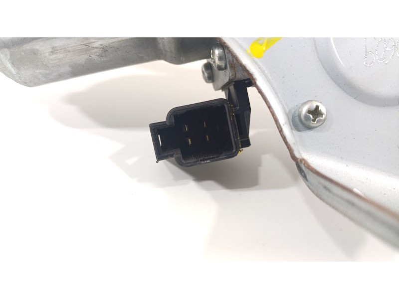 Recambio de motor limpia trasero para hyundai kona tecno 2wd referencia OEM IAM 98700J9000  035111940