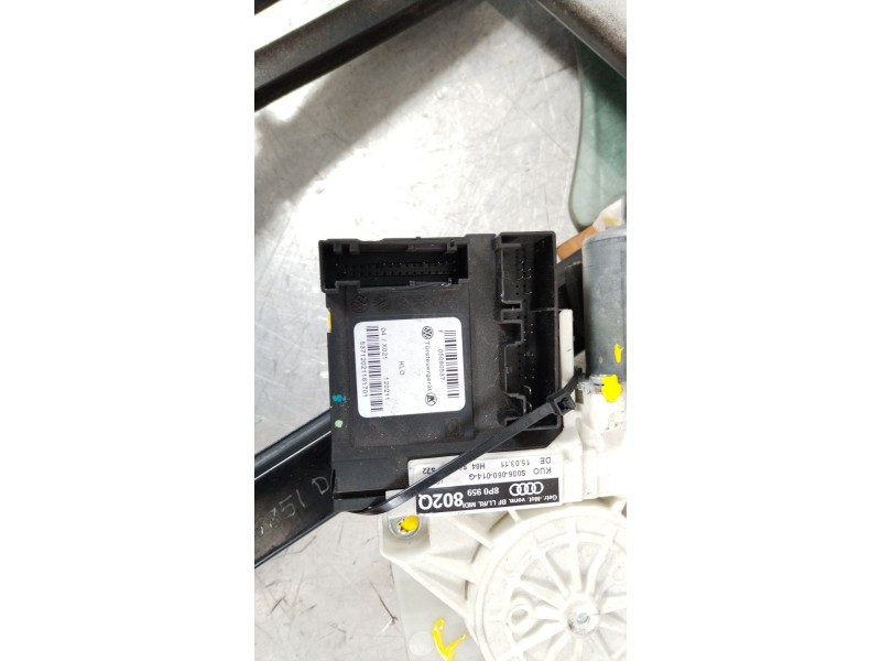 Recambio de elevalunas delantero derecho para audi a3 (8p) 1.6 tdi attraction referencia OEM IAM 8P0959802Q  