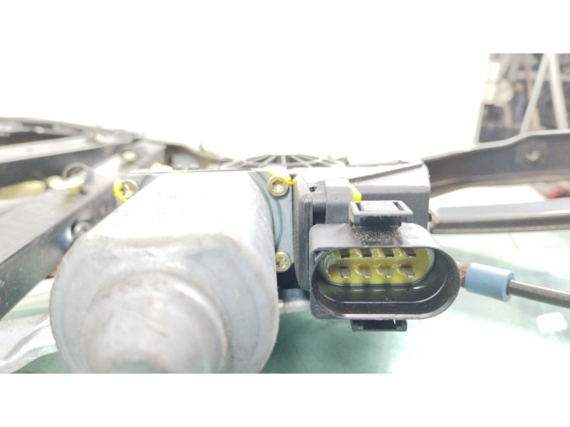 Recambio de elevalunas delantero izquierdo para audi a3 (8l) 1.8 ambiente referencia OEM IAM 8L3837753  8L3837397