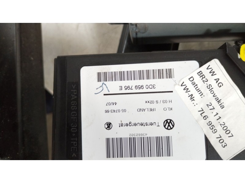 Recambio de elevalunas trasero izquierdo para volkswagen touareg (7l6) v6 tdi individual referencia OEM IAM 7L0839461D  3D095979