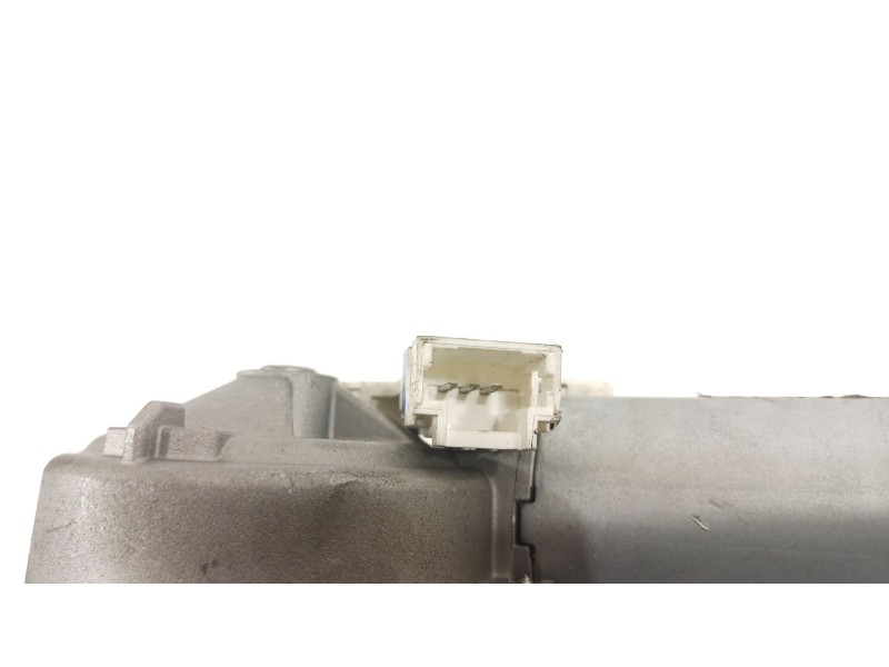 Recambio de motor limpia trasero para renault clio iii authentique referencia OEM IAM 53026312  8200311486