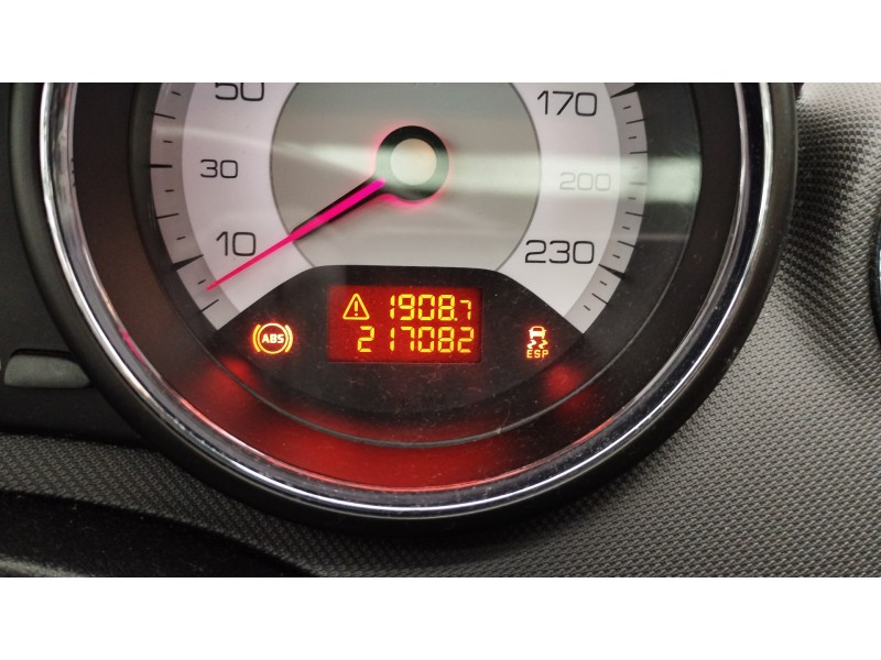 Recambio de cuadro instrumentos para peugeot 308 gt referencia OEM IAM 9665107680  