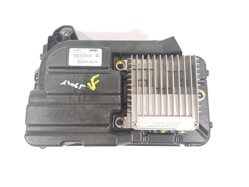 Recambio de altavoz para opel ampera (r12) ev 150 referencia OEM IAM 20833039  