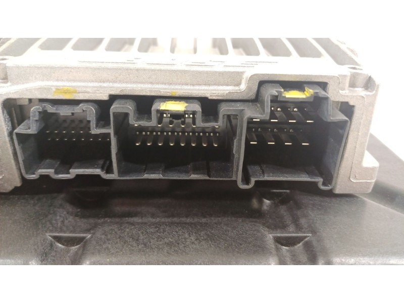 Recambio de altavoz para opel ampera (r12) ev 150 referencia OEM IAM 20833039  