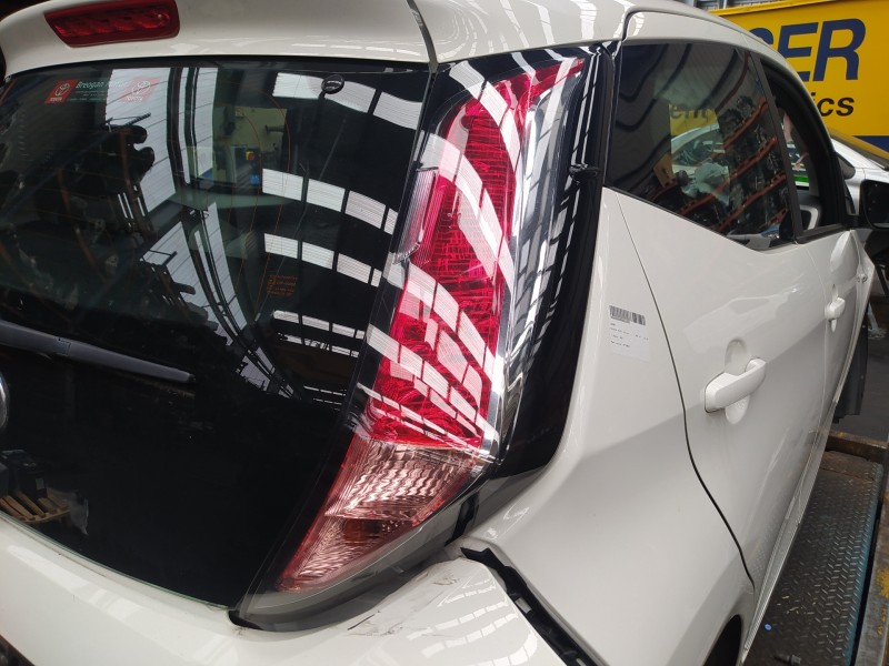 Recambio de piloto trasero derecho para toyota aygo x-cite referencia OEM IAM   