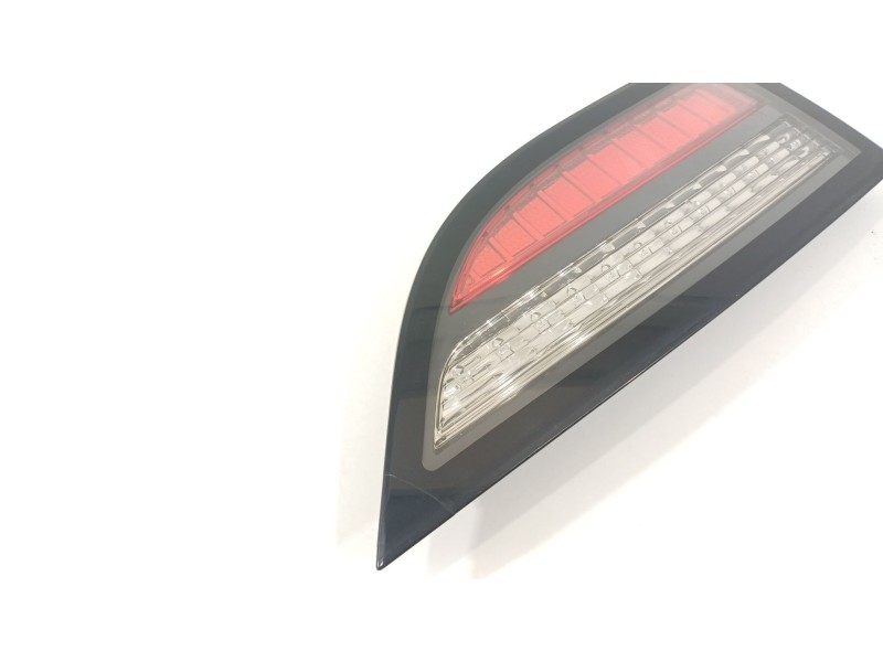 Recambio de piloto trasero derecho en porton para opel ampera (r12) ev 150 referencia OEM IAM 20847412  