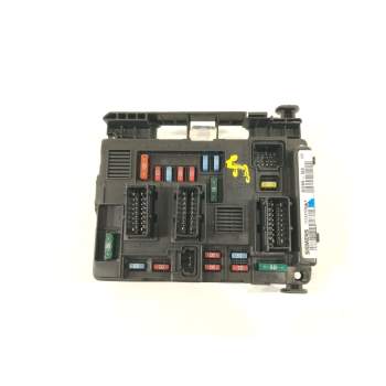 CAJA RELES / FUSIBLES 9643498780 T1184700004K BSMB4