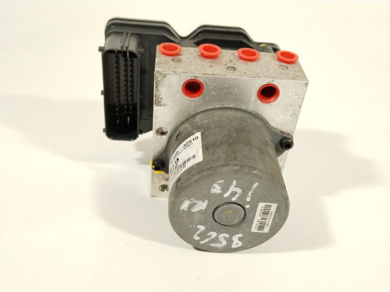Recambio de abs para hyundai i40 city s blue referencia OEM IAM 589203Z510  