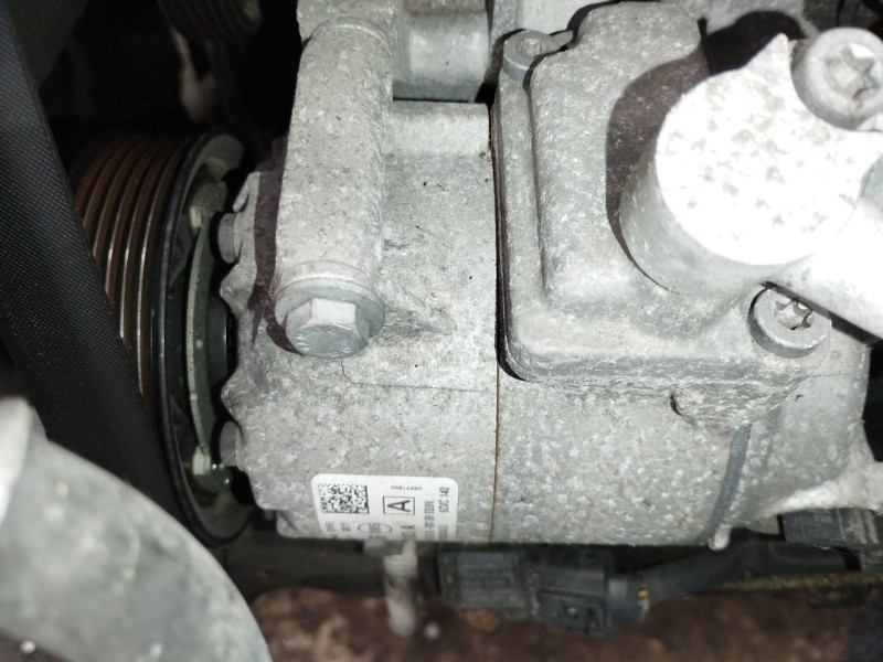 Recambio de compresor aire acondicionado para skoda fabia ii (542) 1.6 tdi referencia OEM IAM 5N0820803A  