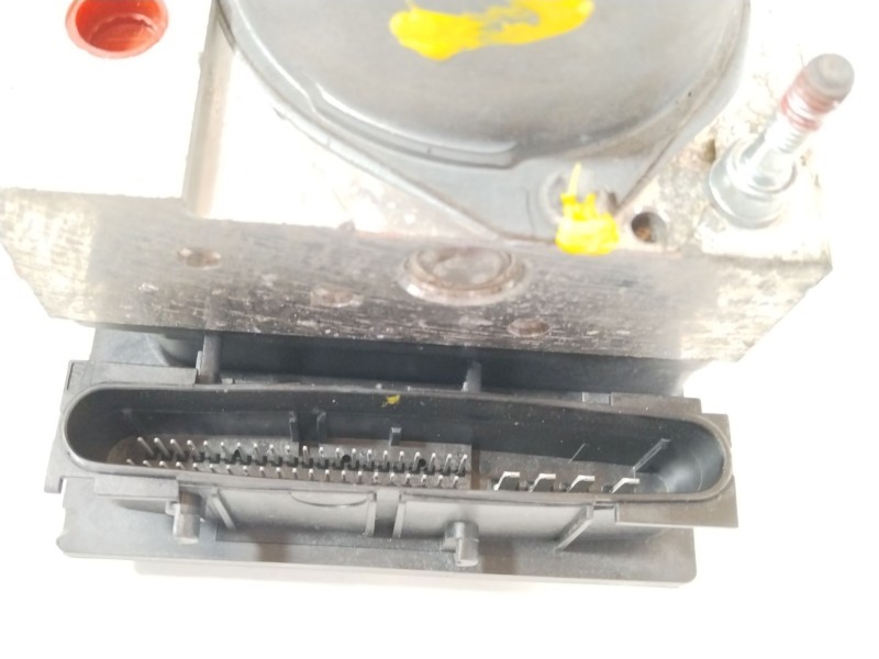 Recambio de abs para toyota avensis (t27) active referencia OEM IAM 4454005071  