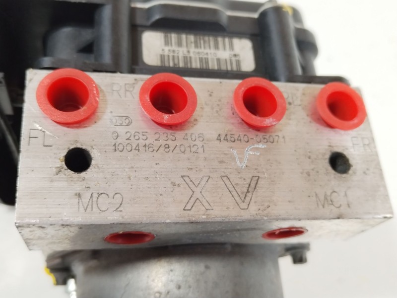 Recambio de abs para toyota avensis (t27) active referencia OEM IAM 4454005071  