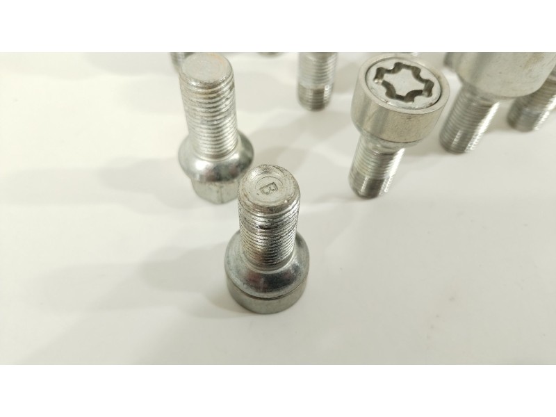 Recambio de tornillos rueda para seat ibiza v (kj1, kjg) 1.0 tsi referencia OEM IAM 5FA012007  