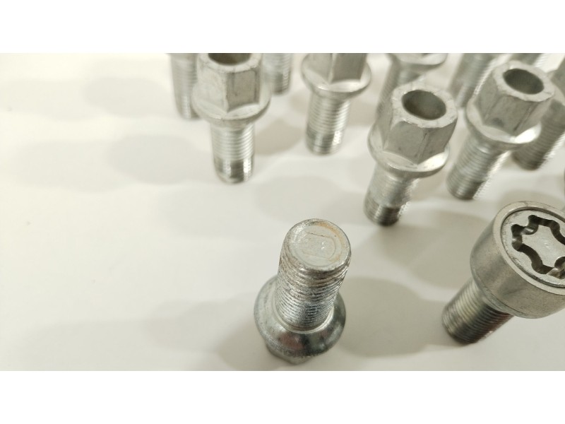 Recambio de tornillos rueda para seat ibiza v (kj1, kjg) 1.0 tsi referencia OEM IAM 5FA012007  