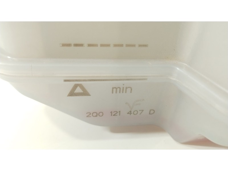 Recambio de deposito expansion para seat ibiza v (kj1, kjg) 1.0 tsi referencia OEM IAM 2Q0121407D  