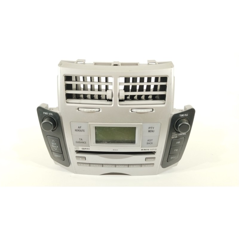 Recambio de sistema audio / radio cd para toyota yaris (ksp9/scp9/nlp9) 1.3 cat referencia OEM IAM 861200D210  