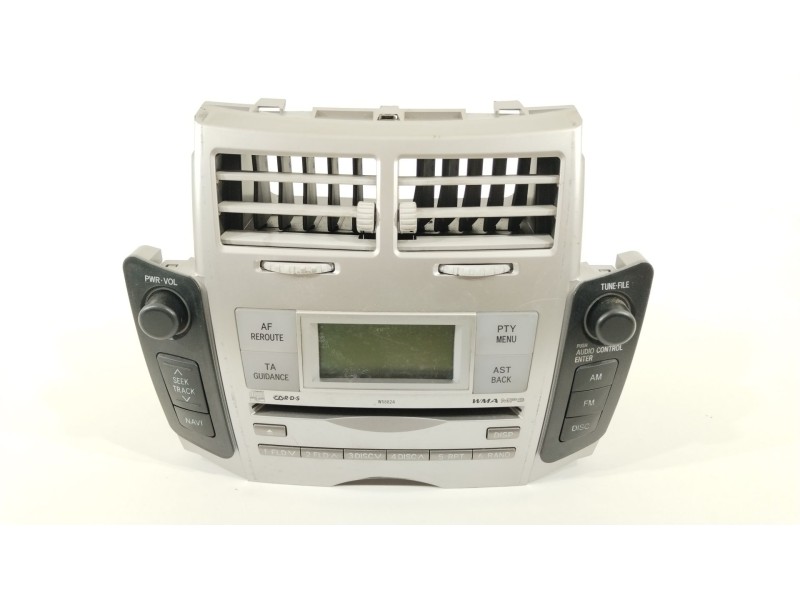 Recambio de sistema audio / radio cd para toyota yaris (ksp9/scp9/nlp9) 1.3 cat referencia OEM IAM 861200D210  