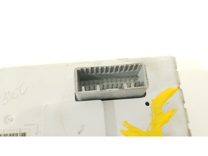 Recambio de pantalla multifuncion para renault clio iii exception referencia OEM IAM 280348139R  