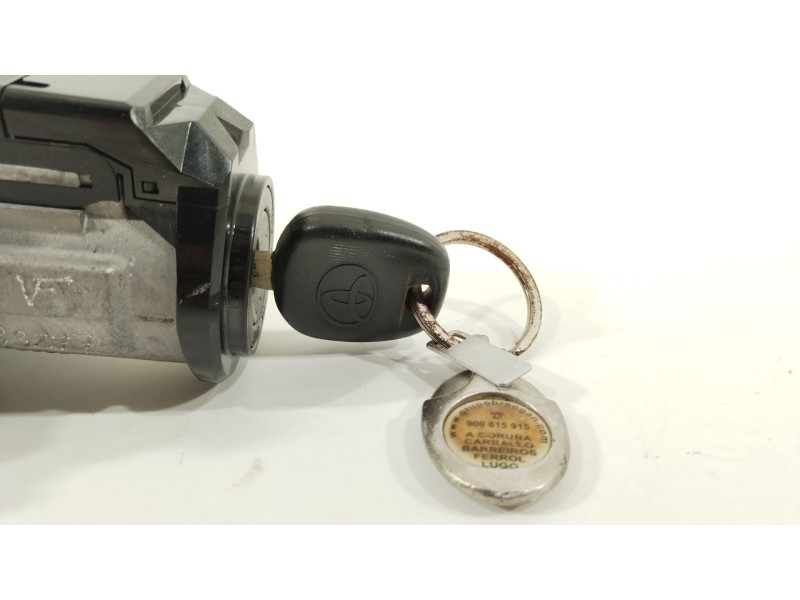 Recambio de conmutador de arranque para toyota aygo x-cite referencia OEM IAM 690570H080  897820H020