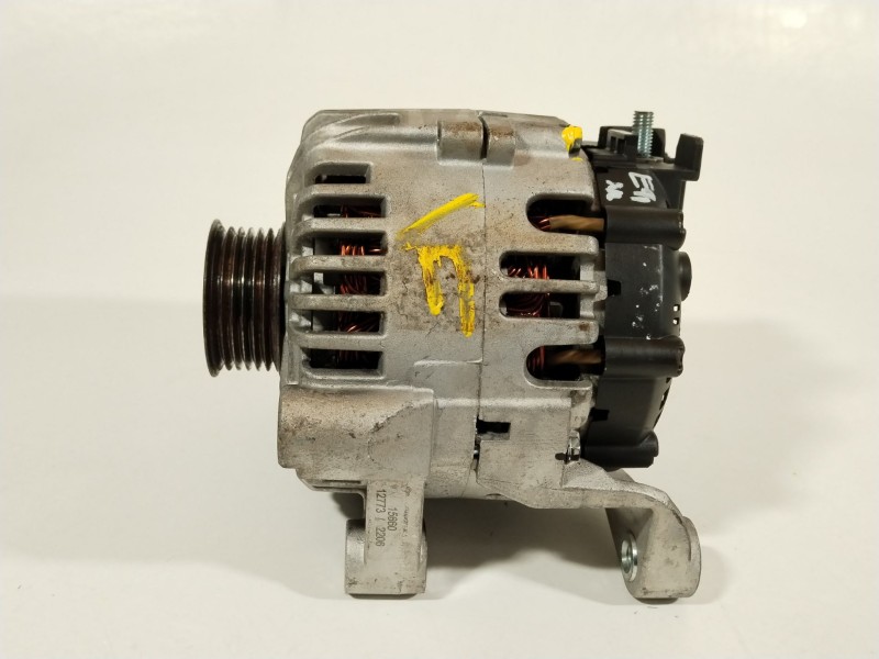 Recambio de alternador para bmw 3 touring (e91) 320 d referencia OEM IAM 12317802471  TG15C093