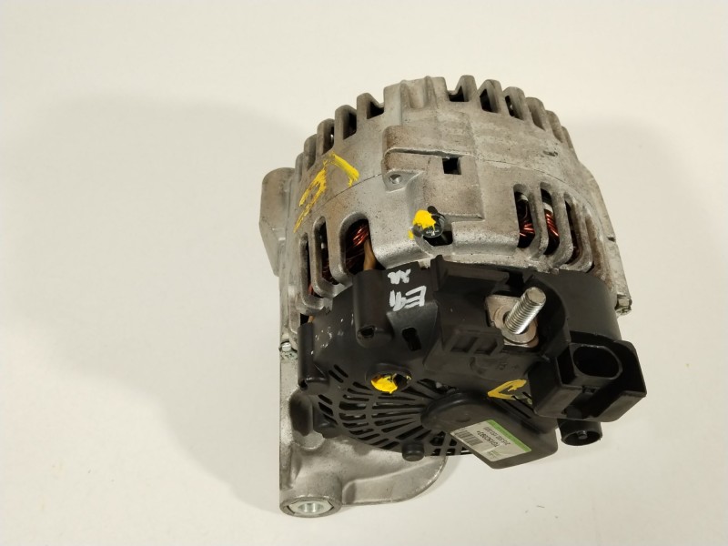 Recambio de alternador para bmw 3 touring (e91) 320 d referencia OEM IAM 12317802471  TG15C093