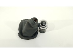 Recambio de pomo palanca cambio para toyota aygo x-cite referencia OEM IAM 335040H070B1  