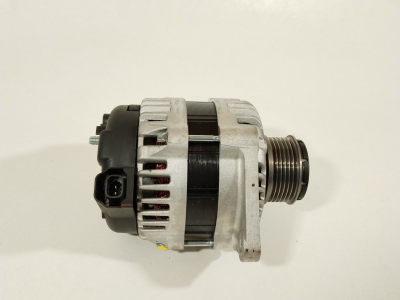 Recambio de alternador para opel astra j (p10) 1.7 cdti (68) referencia OEM IAM 13500186  