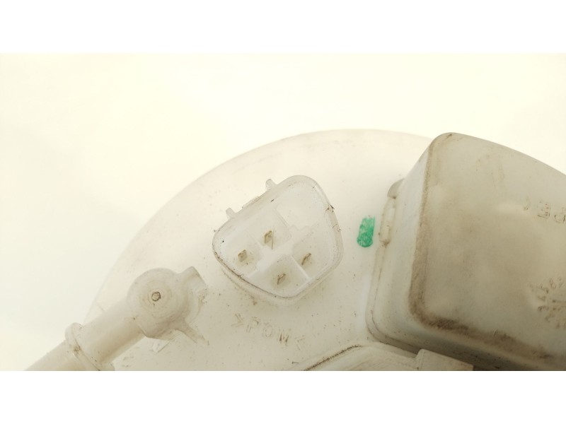 Recambio de bomba combustible para toyota aygo x-cite referencia OEM IAM 770200H041  