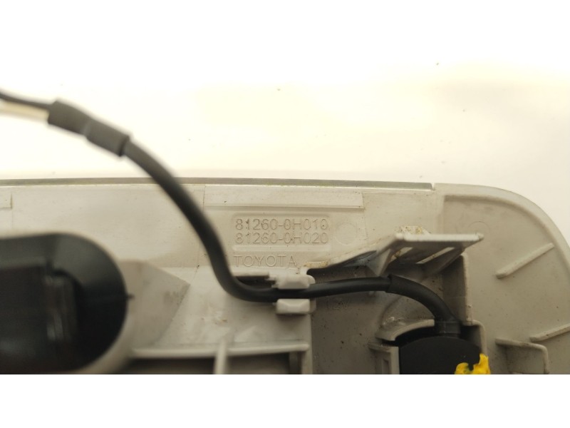 Recambio de luz interior para toyota aygo x-cite referencia OEM IAM 812600H010  