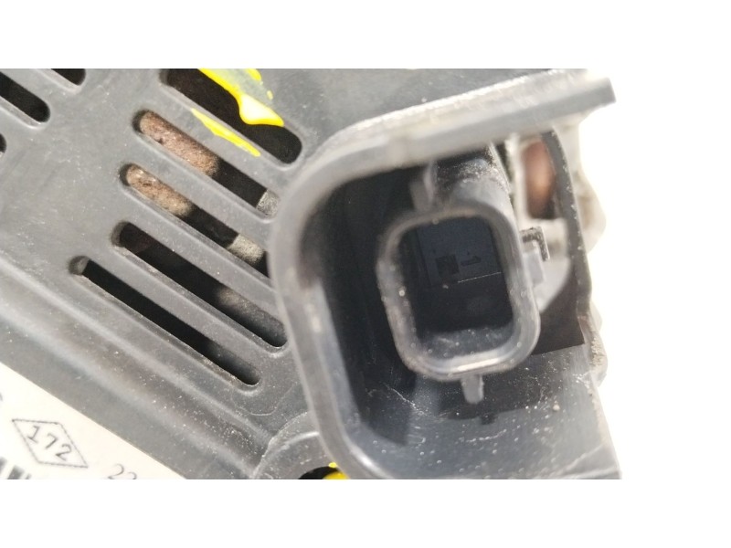 Recambio de alternador para renault megane iii berlina 5 p tomtom edition referencia OEM IAM 231000026R  TG15C146