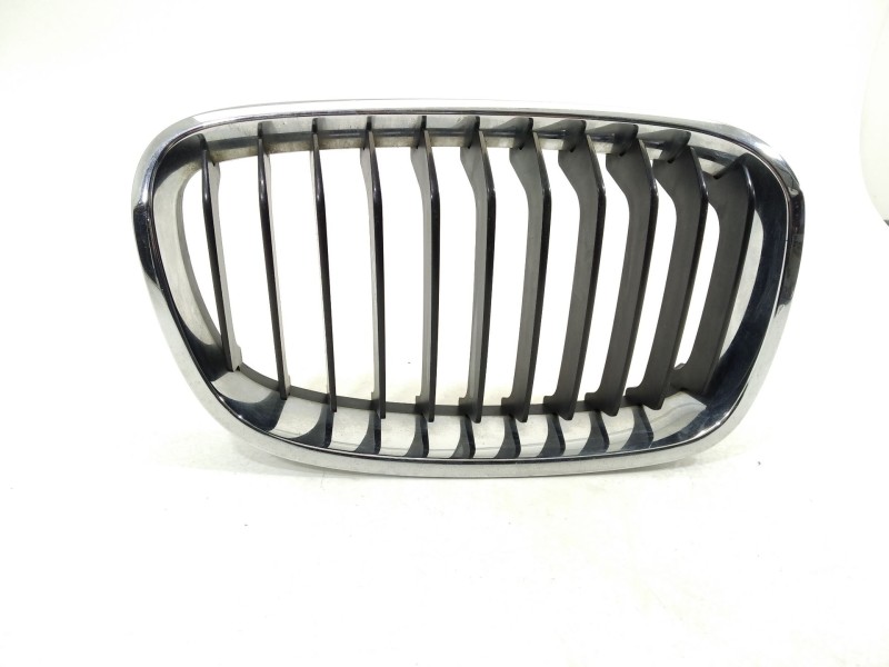 Recambio de rejilla delantera para bmw 1 (f21) 116 i referencia OEM IAM 51137262120 51137239022 51137239022