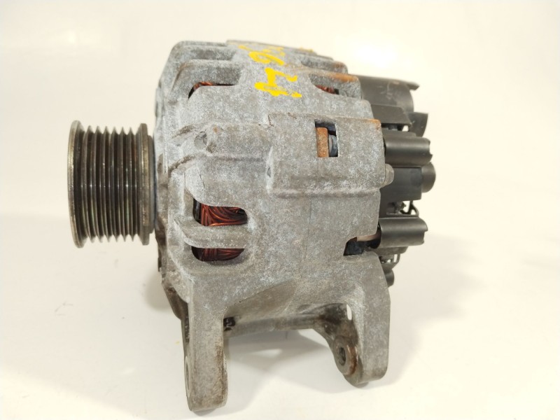 Recambio de alternador para renault clio iii exception referencia OEM IAM 8200654541  