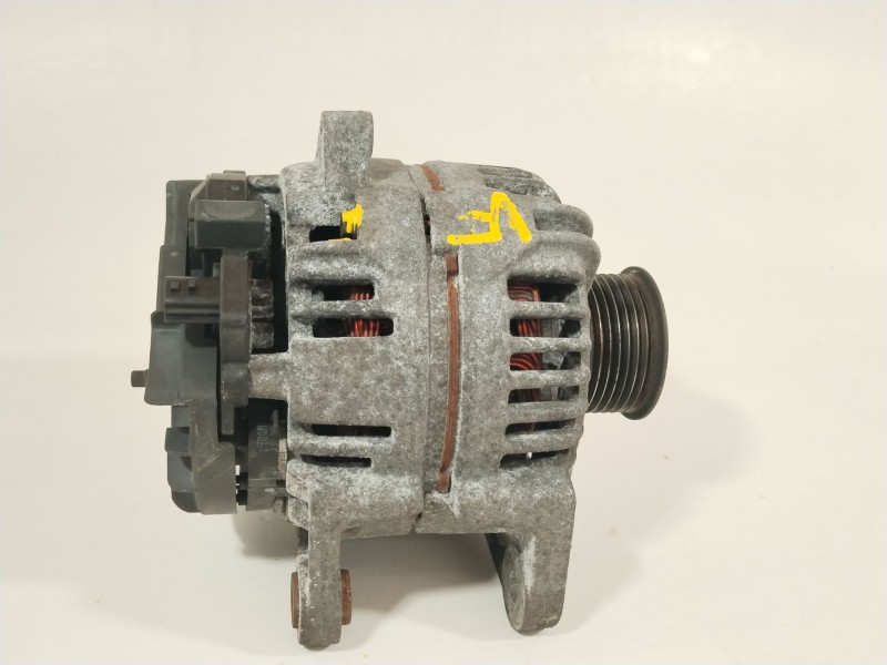 Recambio de alternador para renault clio iii exception referencia OEM IAM 8200429898  