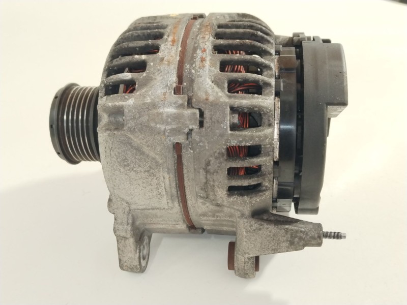 Recambio de alternador para audi a3 (8l1) 1.9 tdi referencia OEM IAM 028903028E  