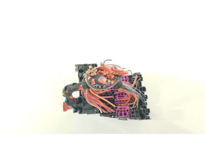 Recambio de caja reles / fusibles para seat ibiza v (kj1, kjg) 1.0 tsi referencia OEM IAM 2Q0937615A  