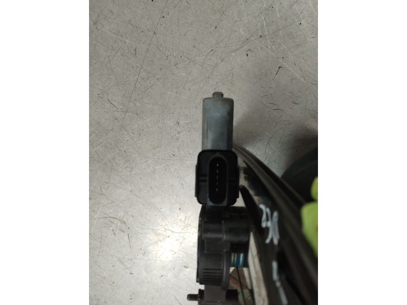 Recambio de elevalunas trasero derecho para bmw clubmancooper sd sd clubman referencia OEM IAM 13262410 71019003 51357490206