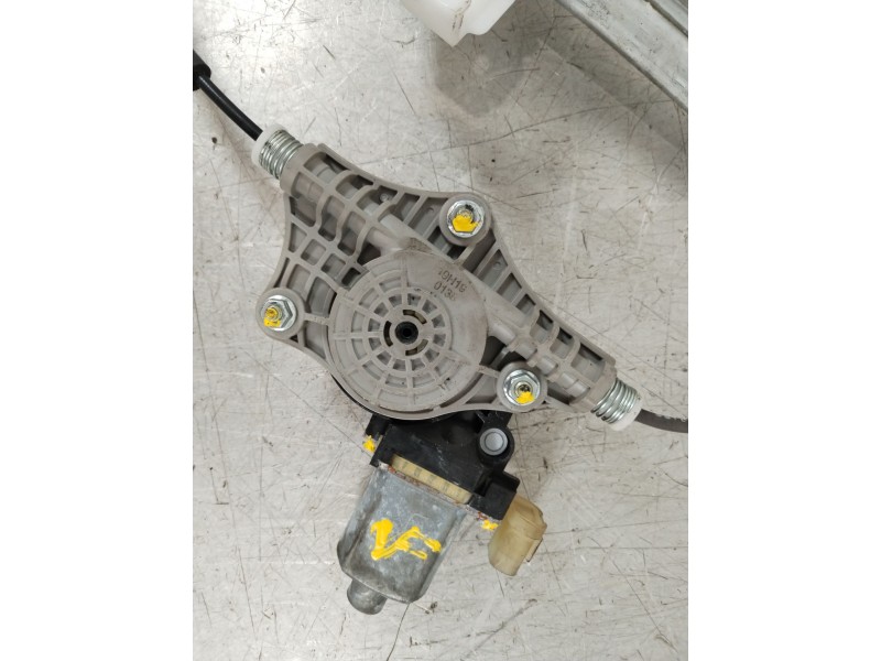 Recambio de elevalunas trasero derecho para kia stonic (ybcuv) black edition referencia OEM IAM 83402H8100  83460H8000