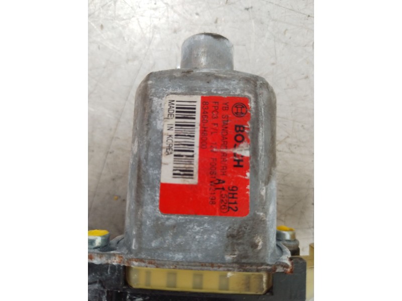 Recambio de elevalunas trasero derecho para kia stonic (ybcuv) black edition referencia OEM IAM 83402H8100  83460H8000