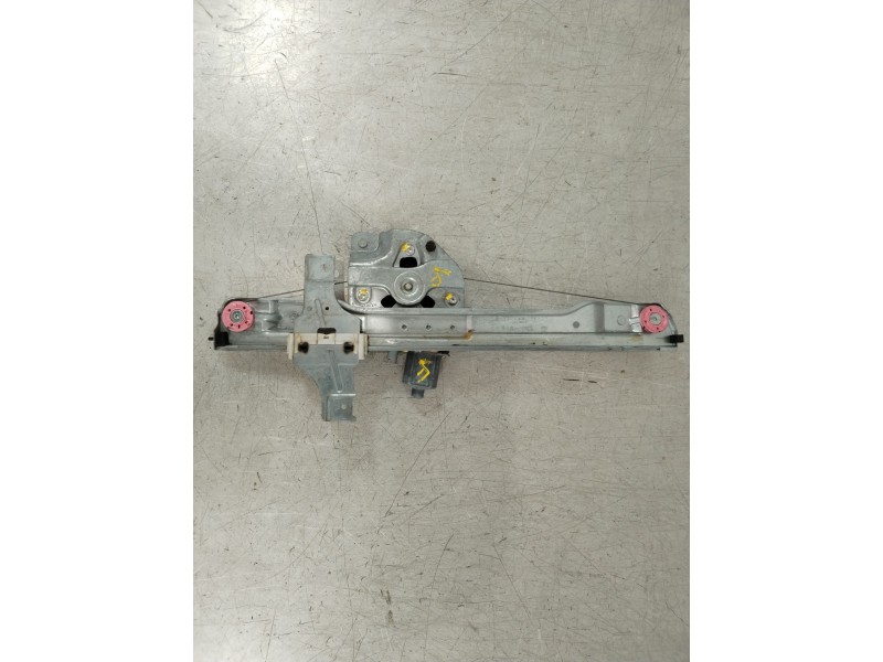 Recambio de elevalunas delantero izquierdo para peugeot 208 style referencia OEM IAM 9673154480  9674254480