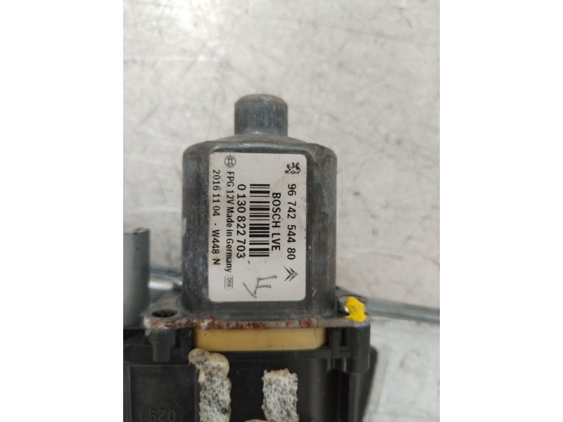 Recambio de elevalunas delantero izquierdo para peugeot 208 style referencia OEM IAM 9673154480  9674254480