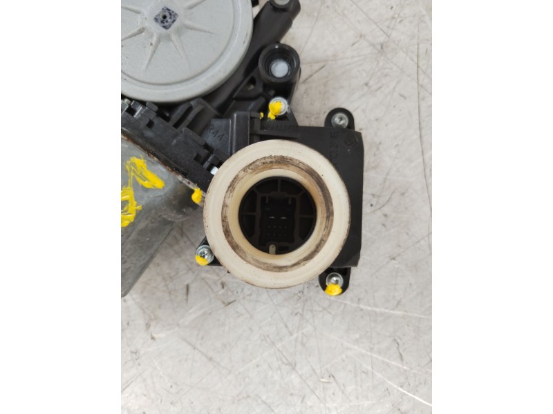 Recambio de elevalunas delantero derecho para toyota verso active referencia OEM IAM 698100F020  