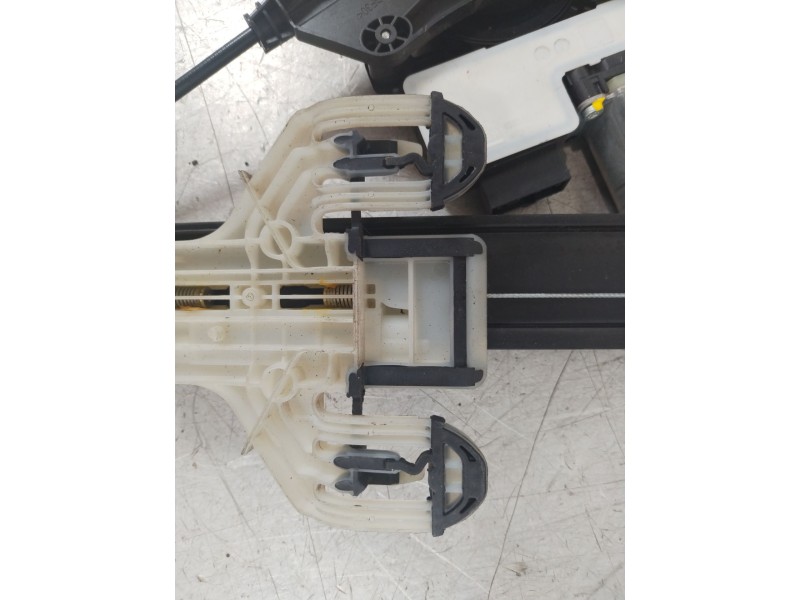 Recambio de elevalunas trasero izquierdo para audi a3 sportback (8y) gy referencia OEM IAM 8Y0839461  5Q0959407B