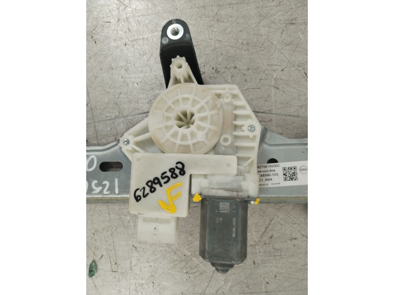 Recambio de elevalunas trasero derecho para nissan qashqai (j11) acenta referencia OEM IAM 82700HV00C  E06028102